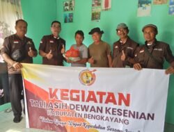 DKKB Berikan Sejumlah Tali Asih untuk Apresiasi Tokoh Budaya Dalam Melestarikan Adat dan Budaya di Bengkayang